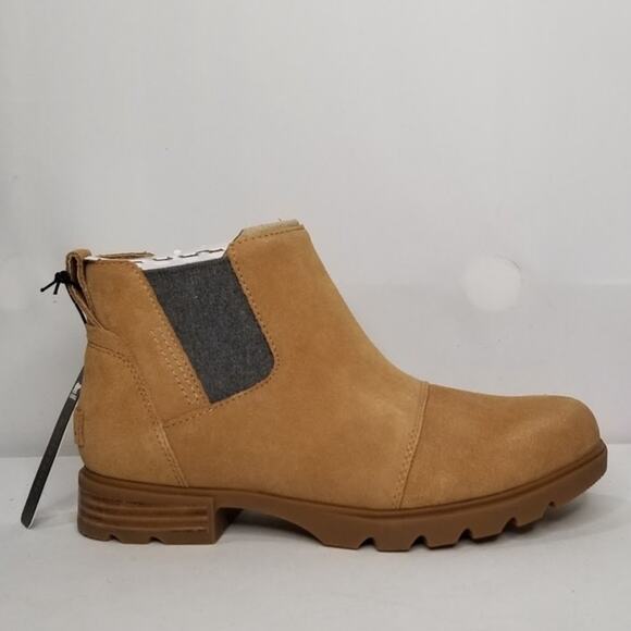 Sorel Women's Emelie III Chelsea Waterproof  Boots Size 7 Tawny Buff, Gum NWT - Picture 4 of 8